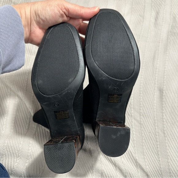 MIA Tarrin black fabric bootie with tortoiseshell block heel, size 9 - Picture 7 of 11